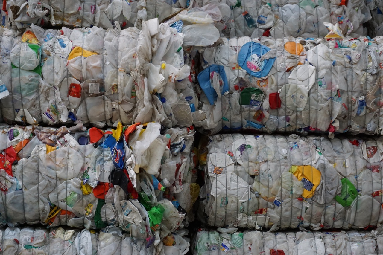 Plastic bale